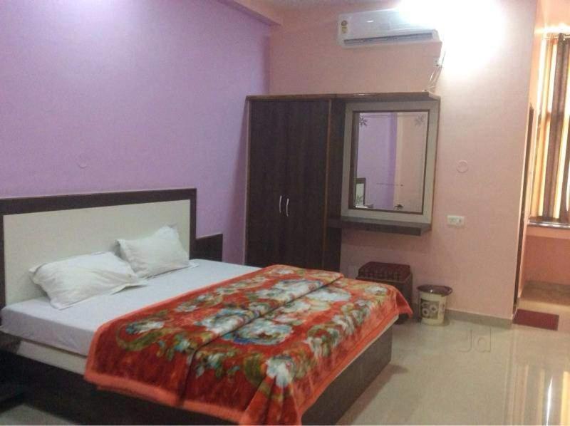 Hotelyashpalace Maihar Εξωτερικό φωτογραφία